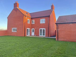 Photo 12- click for photo gallery